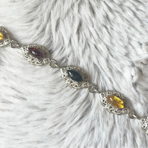 Baltic Green, Red, and Yellow Amber Bracelet - Picture 5 of 8